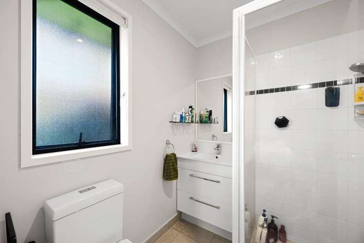 35 Stoneleigh Drive Chartwell_14