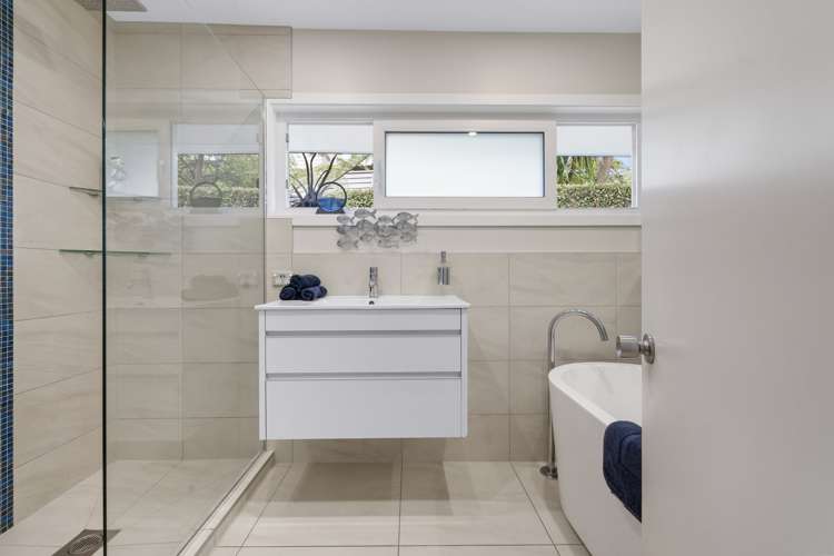 178 Bleakhouse Road Mellons Bay_19