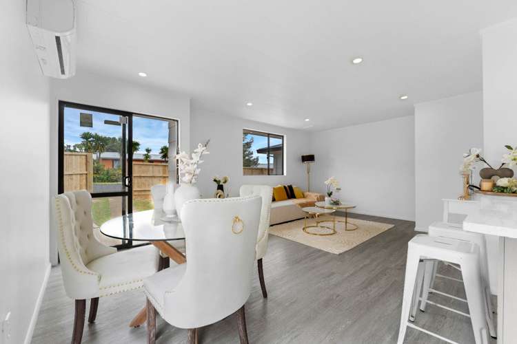 1/53 Redcrest Avenue Red Hill_11
