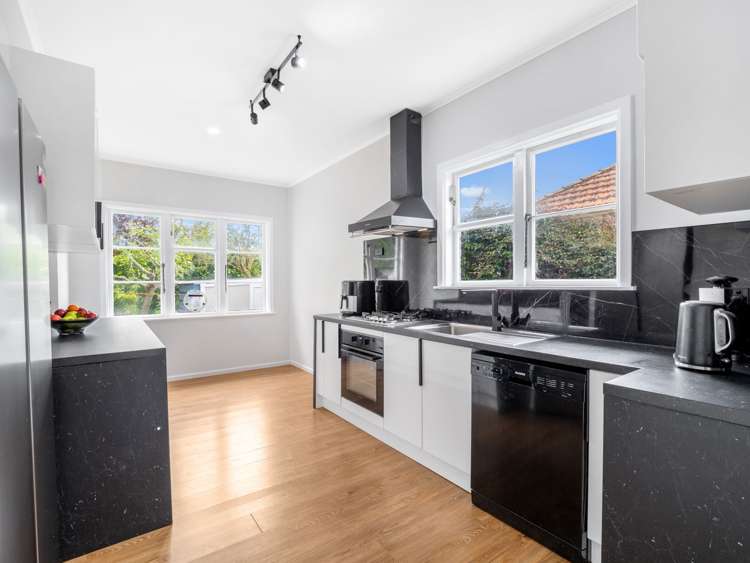 21 Rangiora Avenue Roslyn_17