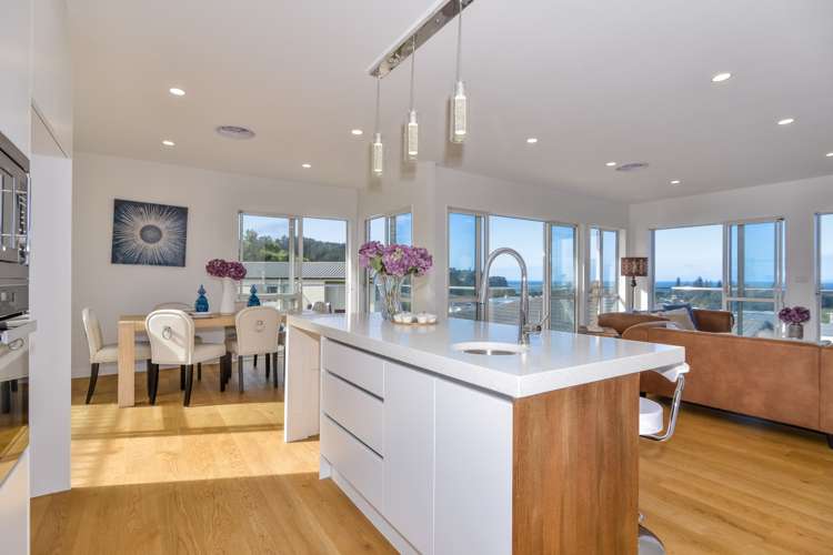 32 Ngahere Views Orewa_9