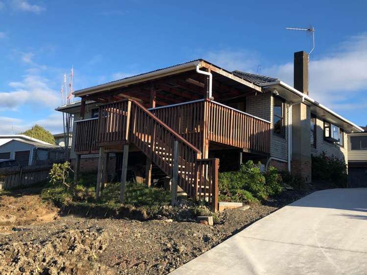 65 Divich Avenue Te Atatu South_0