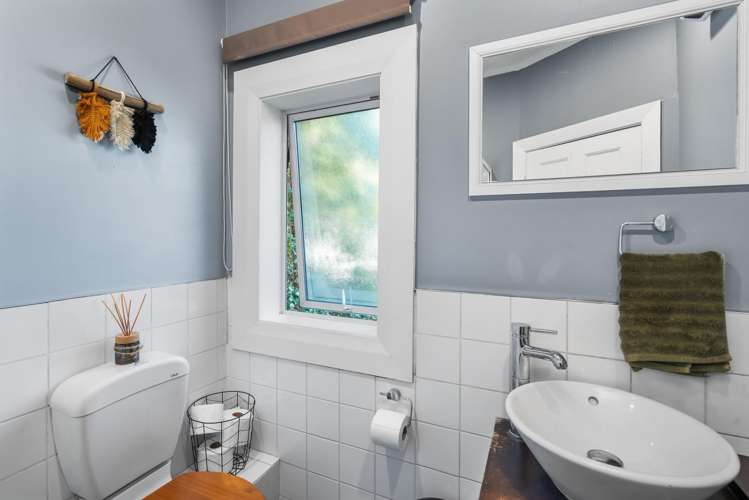 114 Wildberry Street Woolston_17