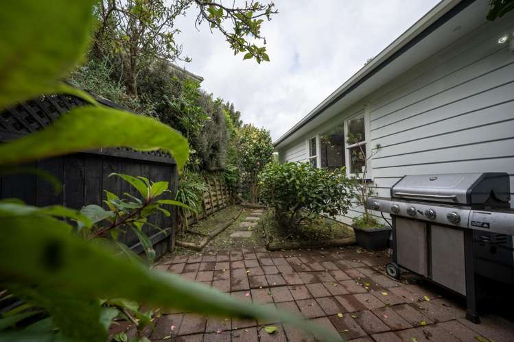 25 Brooker Grove Newlands_14