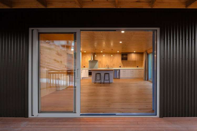 2 Bell Bird Rise Picton_2