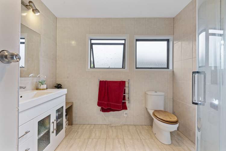 18 Mclean Avenue Papatoetoe_6