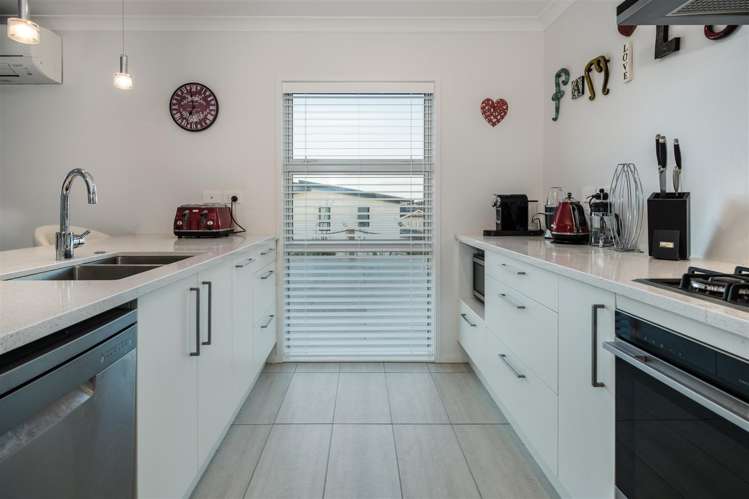 5 Eastreef Court Long Bay_13