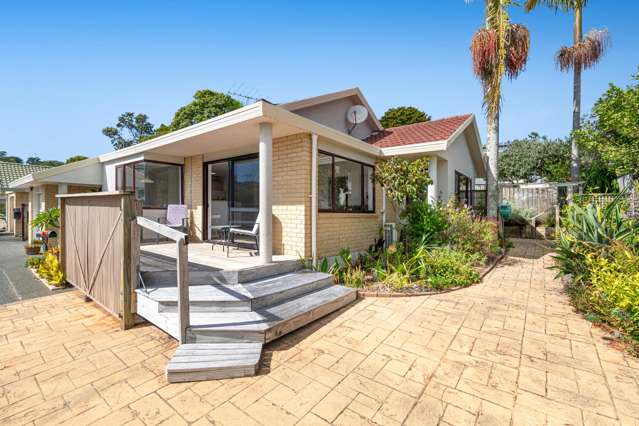 19 Palmgreen Court Stanmore Bay_1