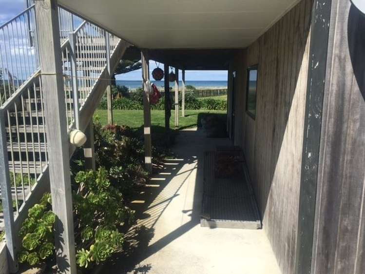 75b Akitio Esplanade Pongaroa_11