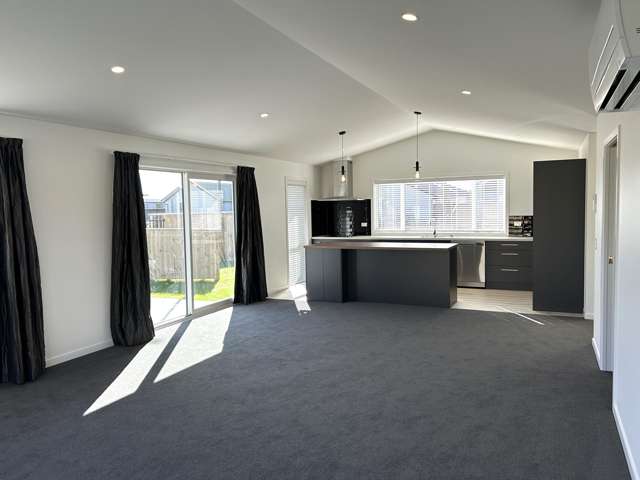 70 Halpin Drive Lincoln_3