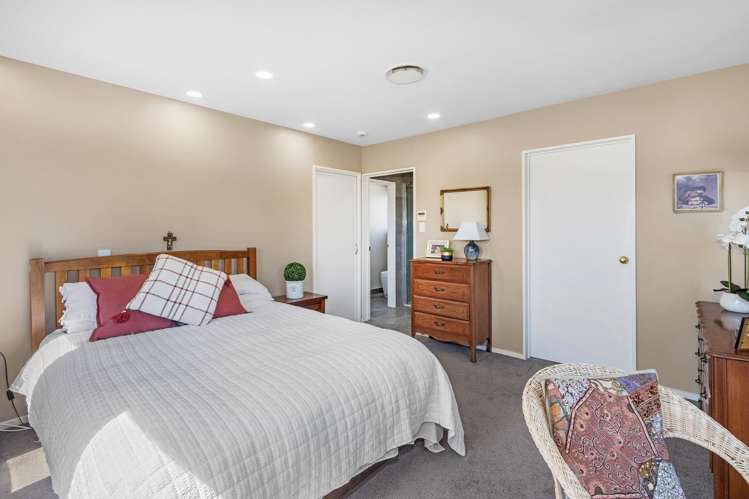 29 Greystoke Lane Avonhead_12