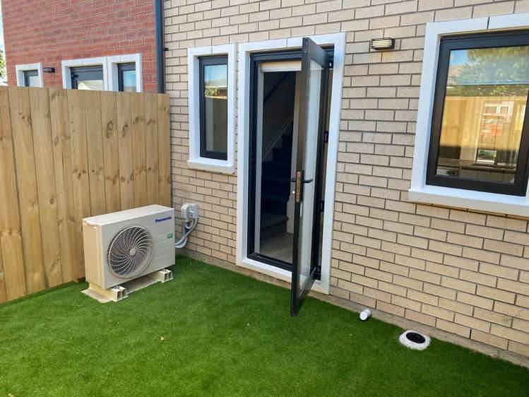 44/137 Hall Avenue Favona_10