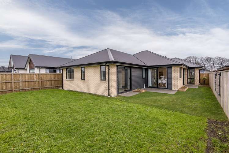 7 Quinn Crescent Woodend_16