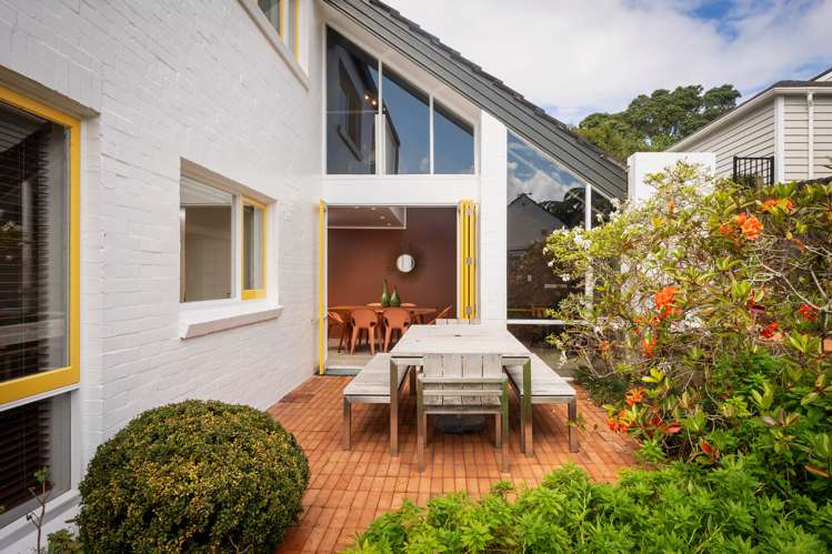 7 Summit Drive Mount Albert_13