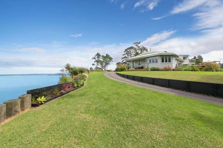 23 Sandys Parade Laingholm_1