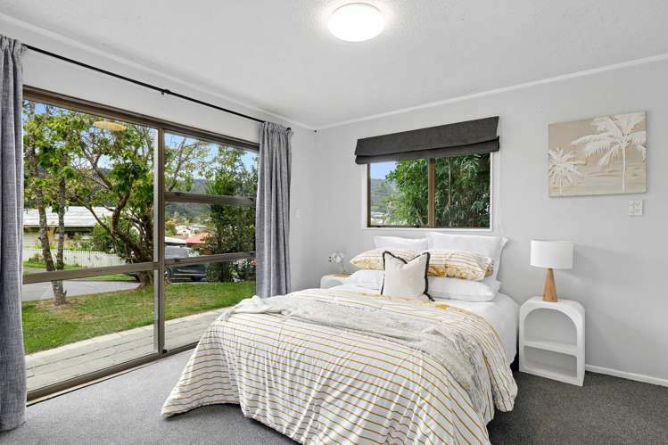 8 Bogle Grove Stokes Valley_17