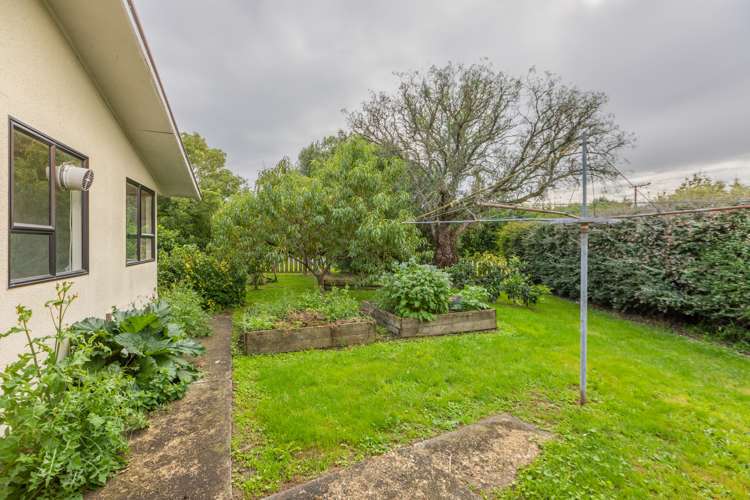 16 Russell Street Otane_14