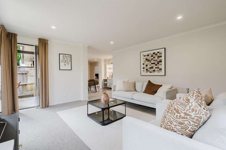 14 St Johns Avenue Hamilton East_2