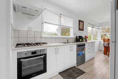 104 Collins Road_4