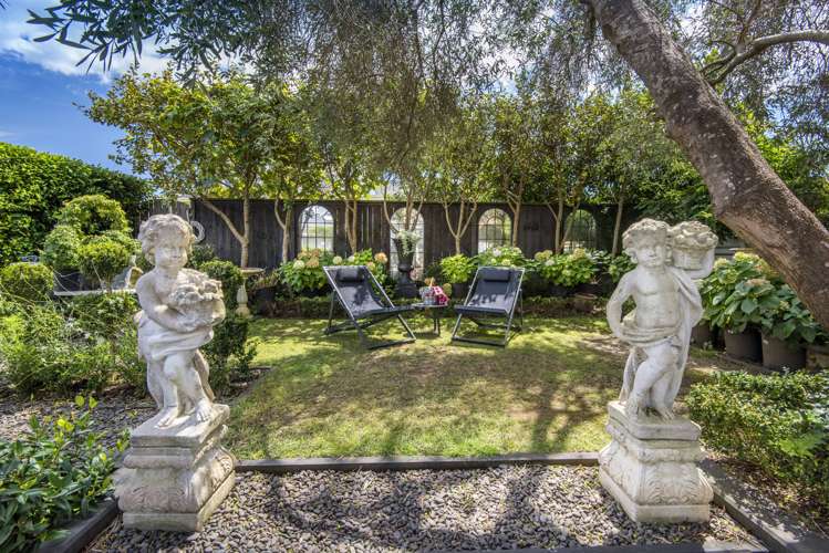 10 Queens Parade Devonport_5