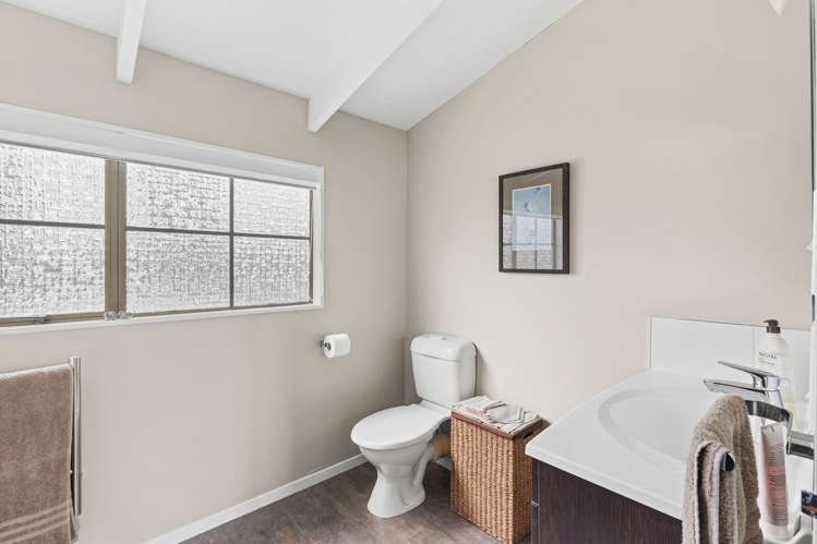 27 Burtts Road Durie Hill_13