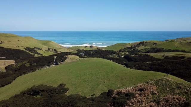 1549 Whaanga Road Raglan_1