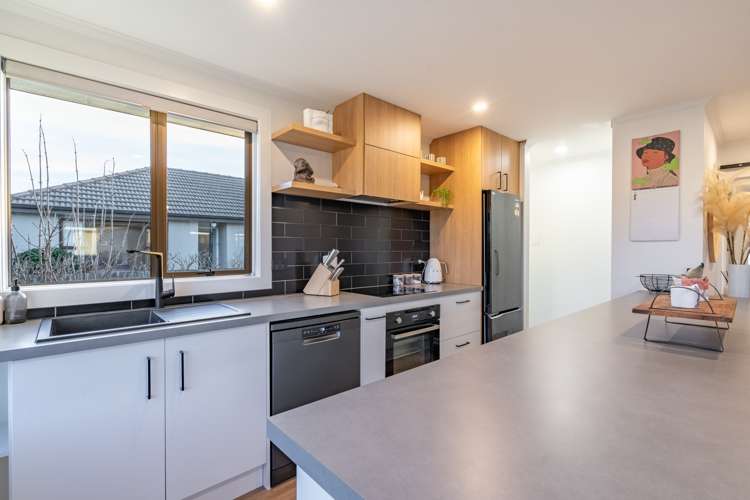 234 Crawford Street Glengarry_4