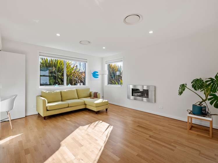 74 Risinghurst Terrace Lower Shotover_5