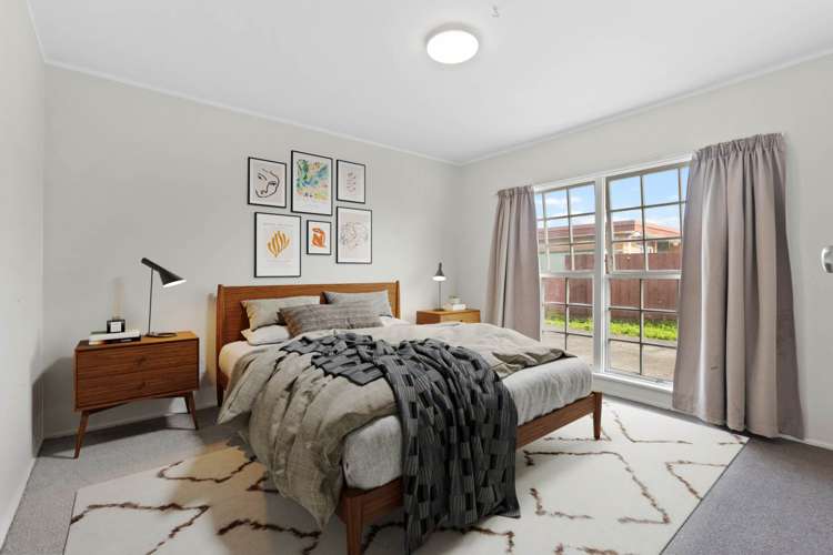 2/12 Booker Place Manurewa_6