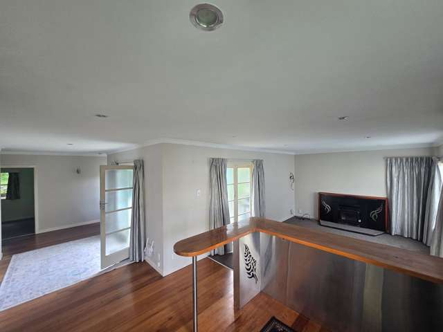 Charming Island Bay 3BR Home , Great location