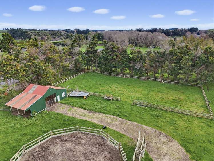 36 Painua Road Hokio Beach_13