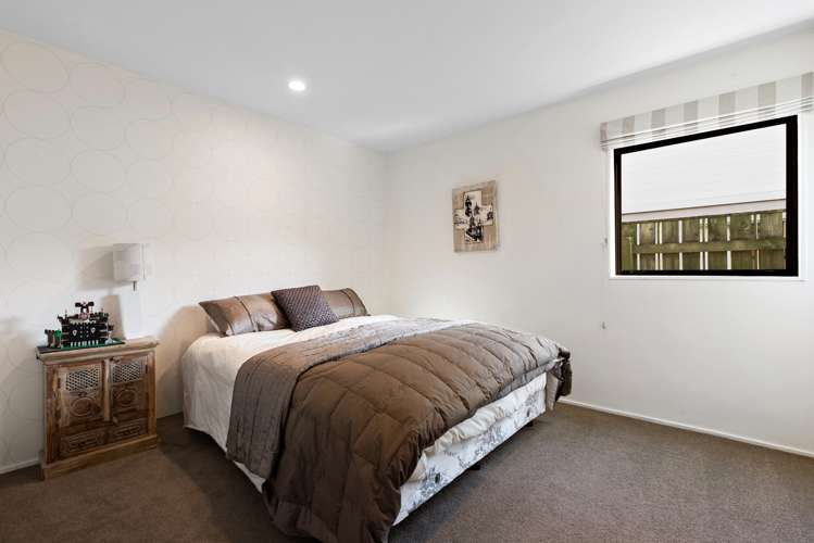 379 Peninsula Road Kelvin Heights_19