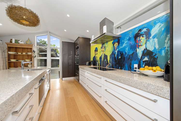 255 Bankwood Road Chartwell_3