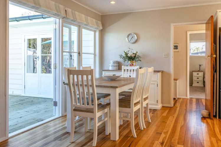 19 Manuka Road Oneroa_5