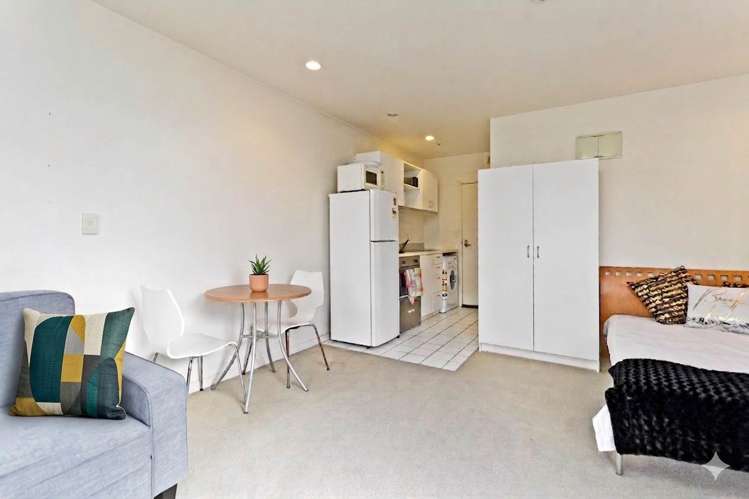 11A/81 Wakefield Street City Centre_6