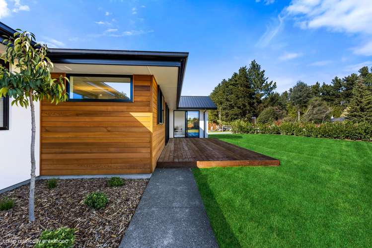 1 Soho Lane West Melton_25