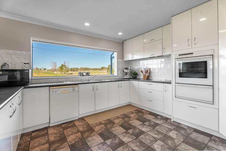 186 Charles Road Karaka_8