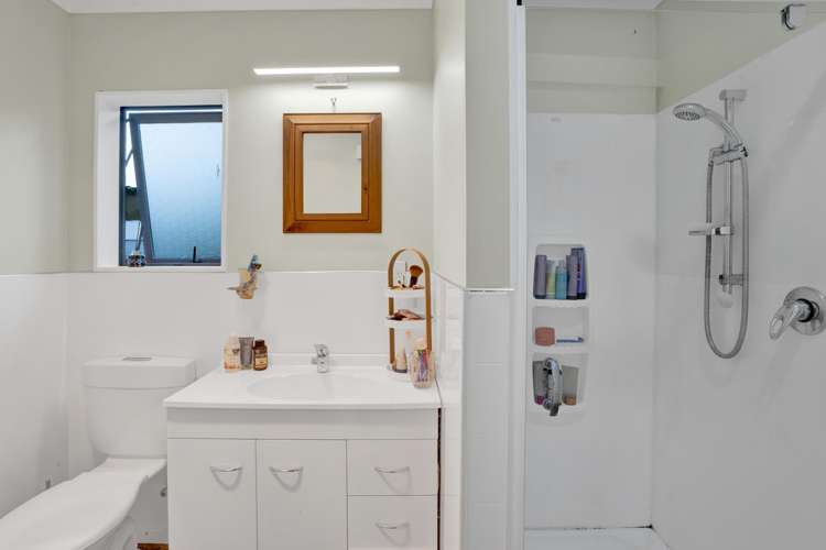 210 Standish Road Toko_19