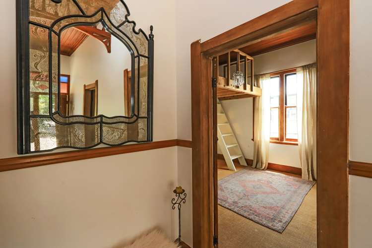 215 Grove Road Mayfair_12