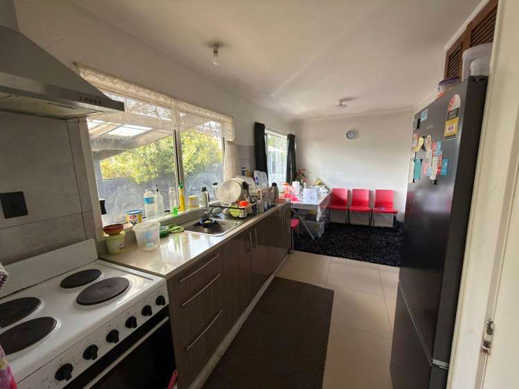 2/195 Buckland Road Mangere East_1