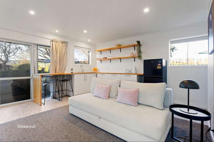 80 Robinson Road Rotoorangi_24