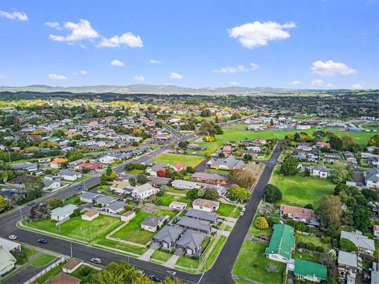 16 Domain Street Waiuku_16