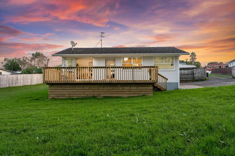 19 Thornlow Street Glendene_20