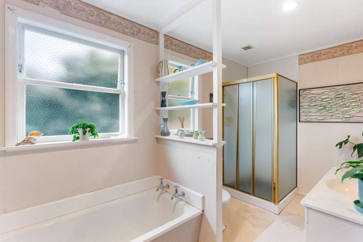 23 Tui Road Raumati Beach_18