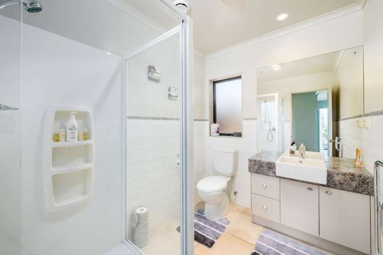 27 Scotsmoor Drive Wattle Downs_14