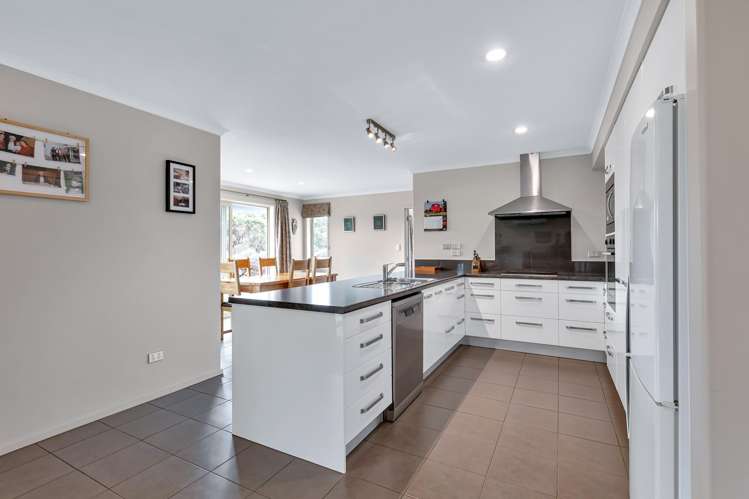 15 Des Terry Way Waipu_12