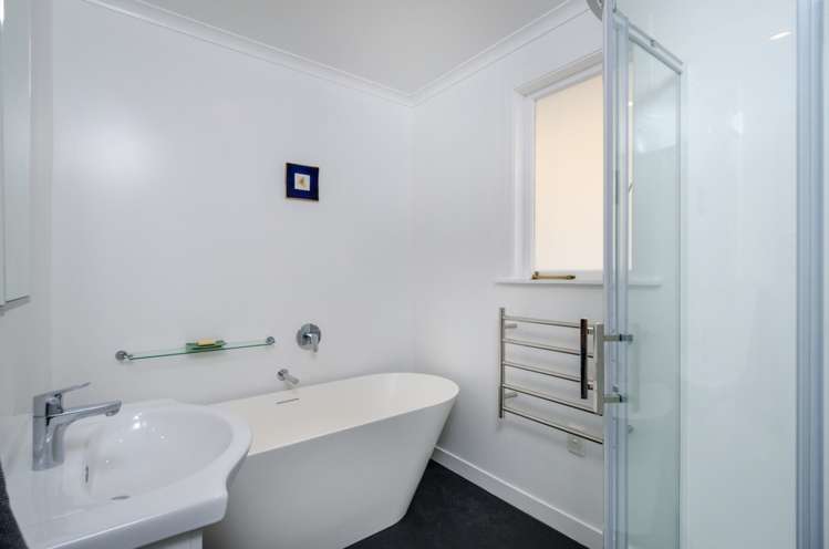 20 Tamariki Avenue Kelston_9