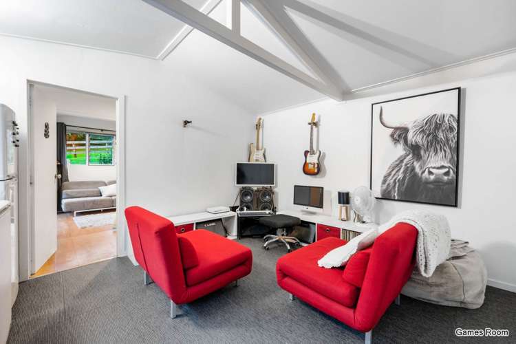 191 Valley Road Waimauku_13