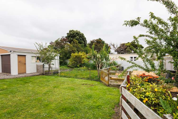 35 Kowhai Street Tokomaru_13