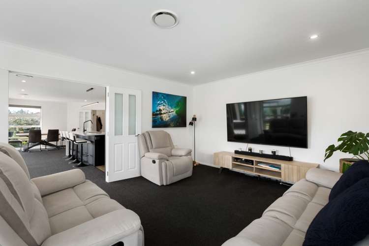 2 Gleneagles Drive Aongatete_11